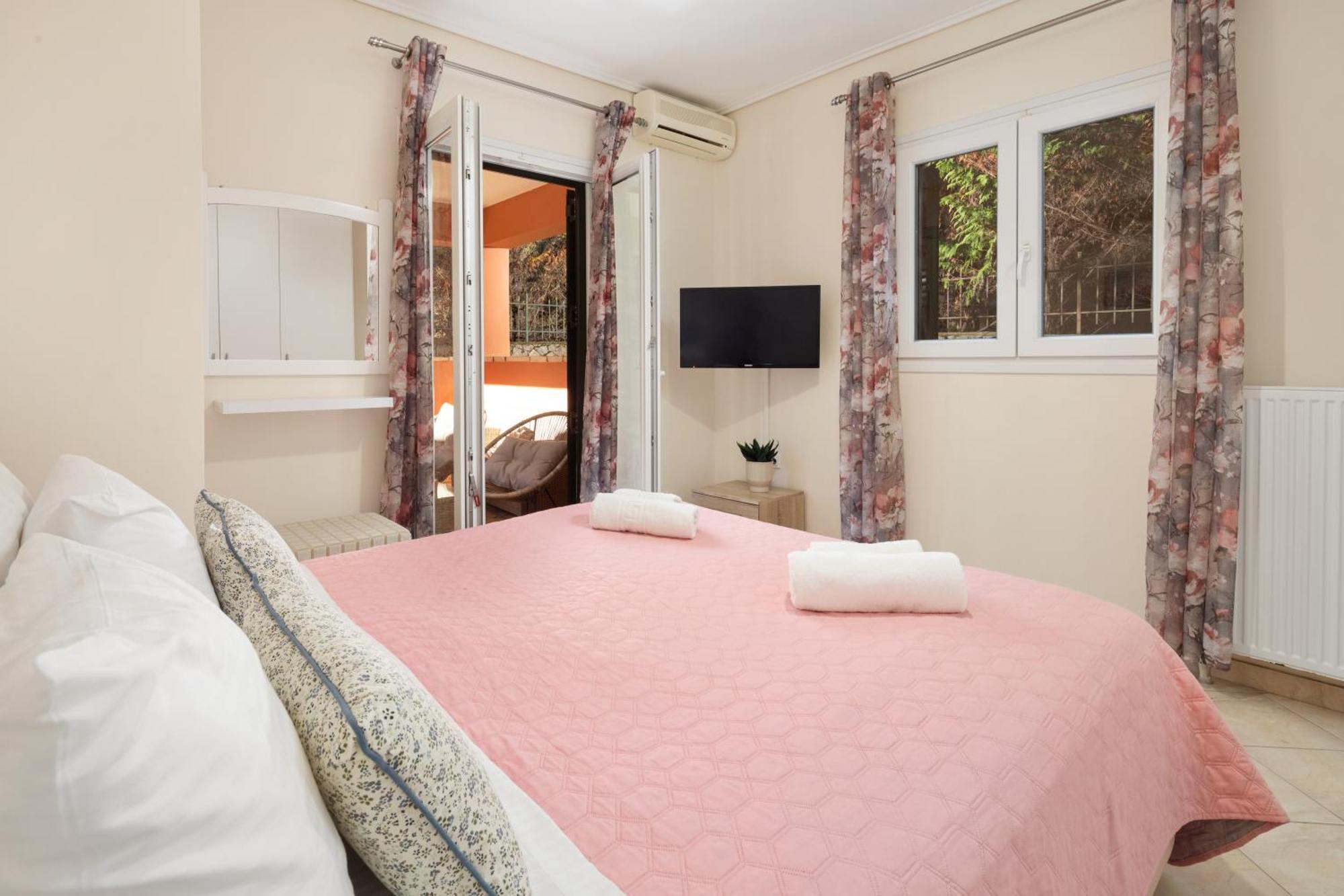 Eleonas Luxury Homes Gardeládes エクステリア 写真